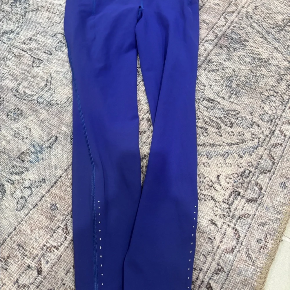 Lululemon Swift Speed HighRise Tight 28” SZ 6 Brushed Luxtreme Larkspur Like new - Picture 9 of 13